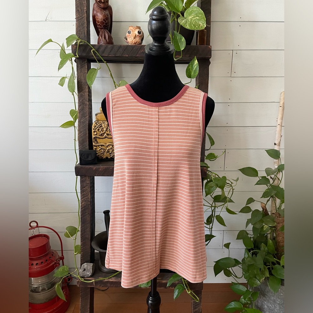 Hem & Thread: Blouse - Picture 8 of 15